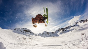 开云app|每体披露，那不勒斯今夏转会曾瞄准内马尔，最终落子德布劳内